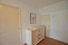 Farmhouse in Elsendorp Near Forest Trails