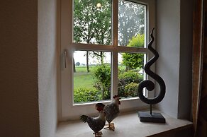 Farmhouse in Elsendorp Near Forest Trails