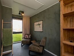 House in Vrouwenpolder near Beach