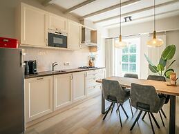 Farmhouse in De Cocksdorp With Garden