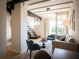 Farmhouse in De Cocksdorp With Garden