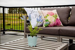 Modern Chalet With Sauna in Colijnsplaat