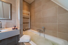 Modern Chalet With Sauna in Colijnsplaat