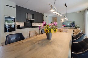 Modern Chalet With Sauna in Colijnsplaat