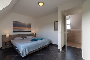 Modern Chalet With Sauna in Colijnsplaat