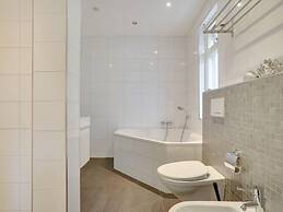 Design House With Fireplace at Bedafse Bergen