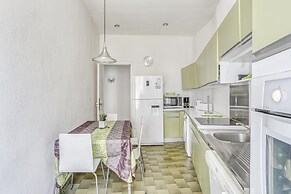 Apartment in Nice Near Beaches
