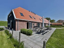 Group Accommodation 50 m From the Oosterschelde