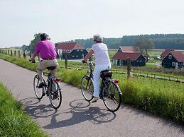 Group Accommodation 50 m From the Oosterschelde