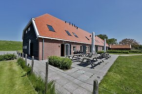 Group Accommodation 50 m From the Oosterschelde