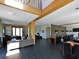 Group Accommodation 50 m From the Oosterschelde