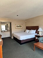Impala Island Inn