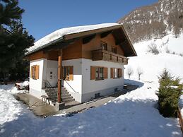 Large Holiday Home on the Katschberg in Carinthia