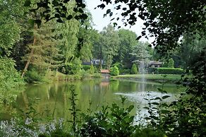 Chalet in Parc de Kievit With Private Garden