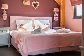 Holiday Home in Alphen-chaam With Terrace