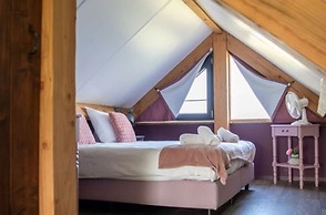 Holiday Home in Alphen-chaam With Terrace