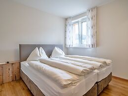 Charming Apartment in Gosau With Shared Sauna