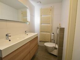 Modern Bungalow Near Lake Veere