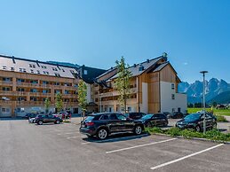 Peaceful Apartment in Gosau With Shared Sauna
