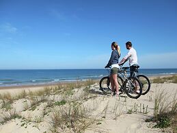 Modern, High-quality Chalet With Wifi Near the Oosterschelde