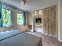 Luxurious, Stately Villa With Washing Machine, on a Holiday Park, Beac