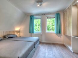 Luxurious, Stately Villa With Washing Machine, on a Holiday Park, Beac