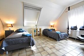 Spacious Mansion With Meadow View in Bruinisse