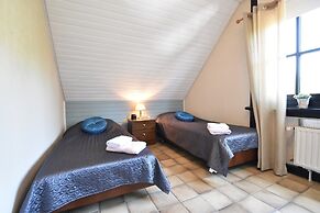 Spacious Mansion With Meadow View in Bruinisse