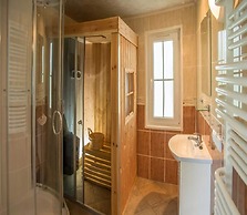 Cozy Chalet in Hoge Hexel