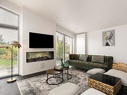 Beautiful Chalet With a Modern Design