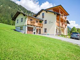 Sunlit Apartment near Ski Area in Weissensee