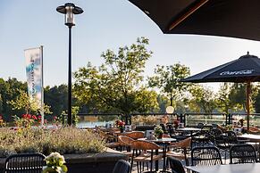 Luxurious Villa in Weert for 24 Persons