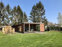 Modern Lodge With Wood Stove Near Almelo