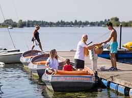 Atmospheric House With Play Space, at the Harbor