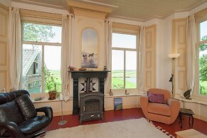 Idyllic Rural Home With Bikes