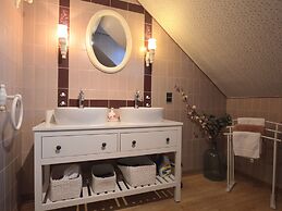 Cottage in Malmedy With Garden