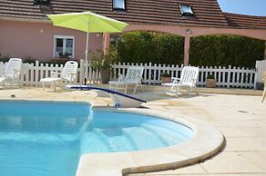 Holiday Home Folleville Near Asterix Park