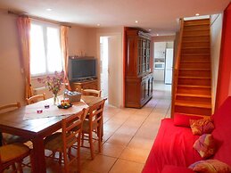 Holiday Home Folleville Near Asterix Park