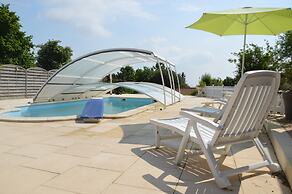Holiday Home Folleville Near Asterix Park