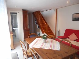 Holiday Home Folleville Near Asterix Park