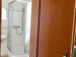 Apartment With 2 Rooms in Lirstal
