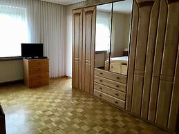 Apartment With 2 Rooms in Lirstal