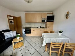 Apartment With 2 Rooms in Lirstal