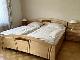 Apartment With 2 Rooms in Lirstal