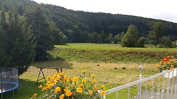 Apartment With 2 Rooms in Lirstal