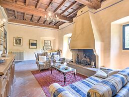 Holiday Home in San Godenzo With Garden