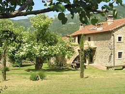 Holiday Home in San Godenzo With Garden