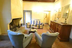 Holiday Home in San Godenzo With Garden
