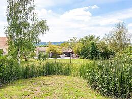 Inviting Chalet in Westouter With Garden