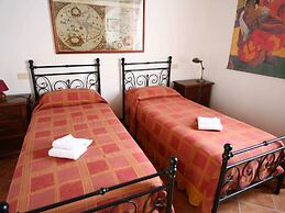 Farmhouse in Arbia Asciano With Pool